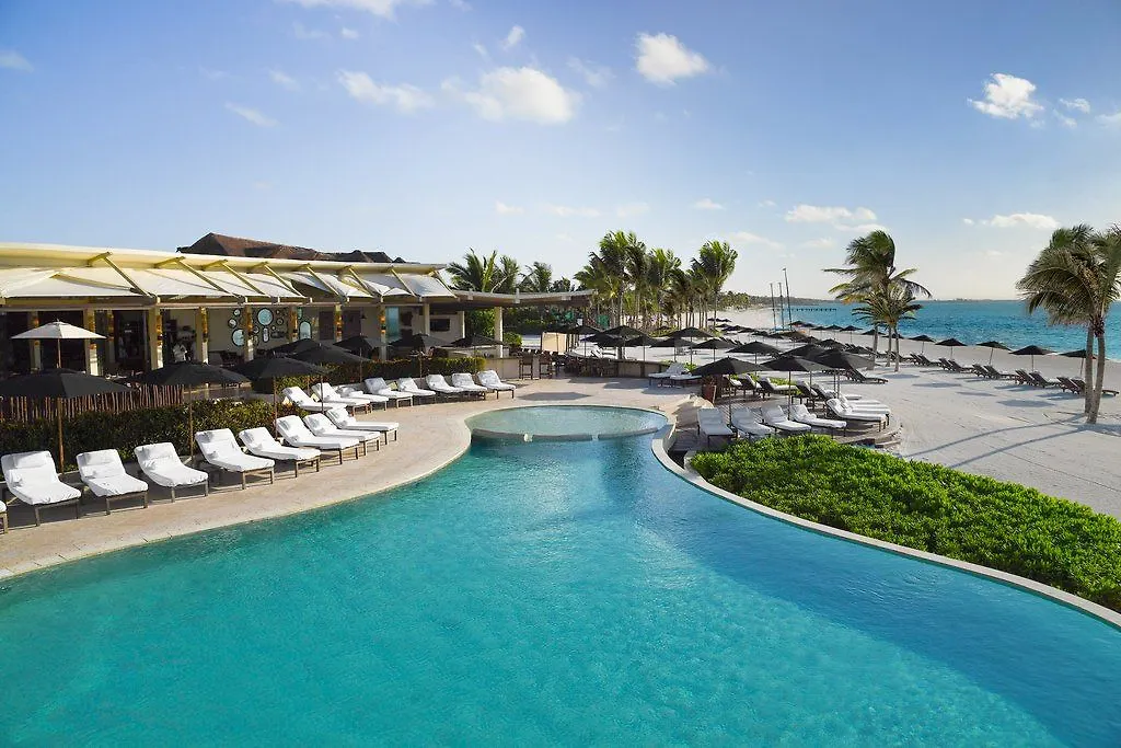 Rosewood Mayakoba Lafitte